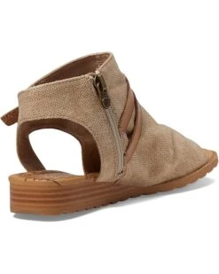 Blowfish Malibu Kids Alexi-K (Little Kids/Big Kids) | Sandals -Black Clover & Blowfish Malibu Shop 71FVCPa4UnL. AC SR736920